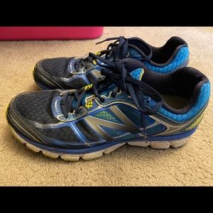 New Balance Stability 860v5